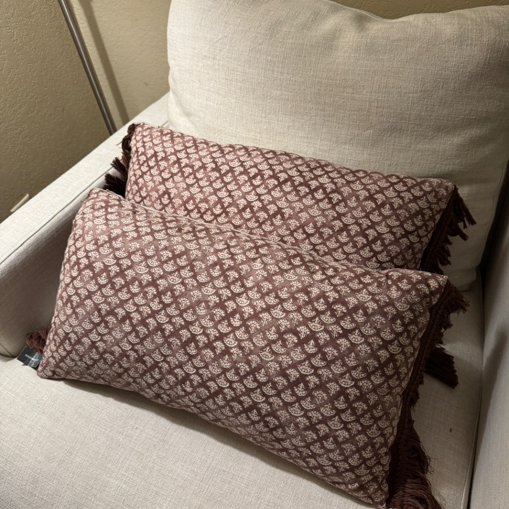 Target pillow new - Picture 4 of 5